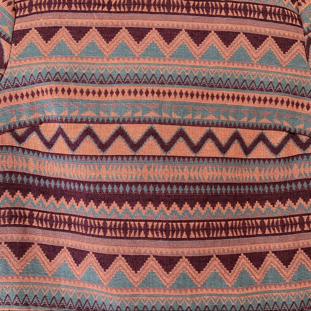 Aztec crop top - Picture 4 of 4